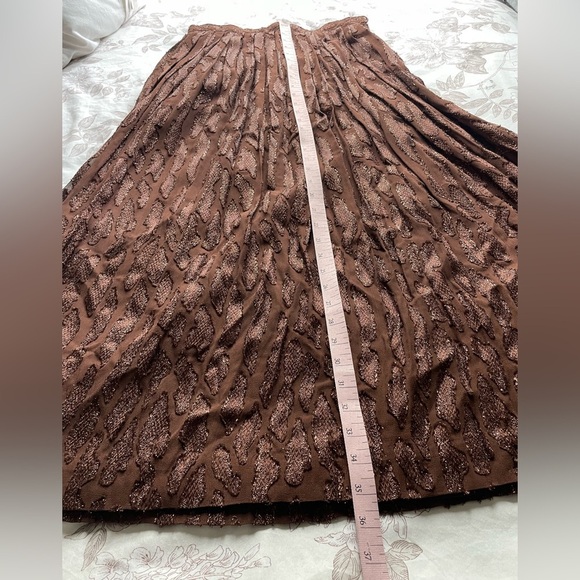 Vintage Brown Pleated Bronze Metallic Maxi Midi Skirt 90s 8 Office Workwear Boho - Picture 7 of 7